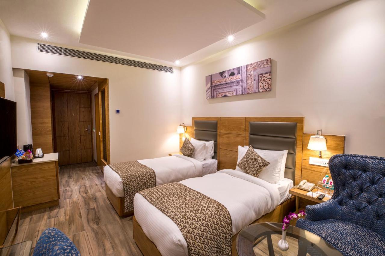 Regenta Central Cassia Zirakpur Chandigarh Exterior photo