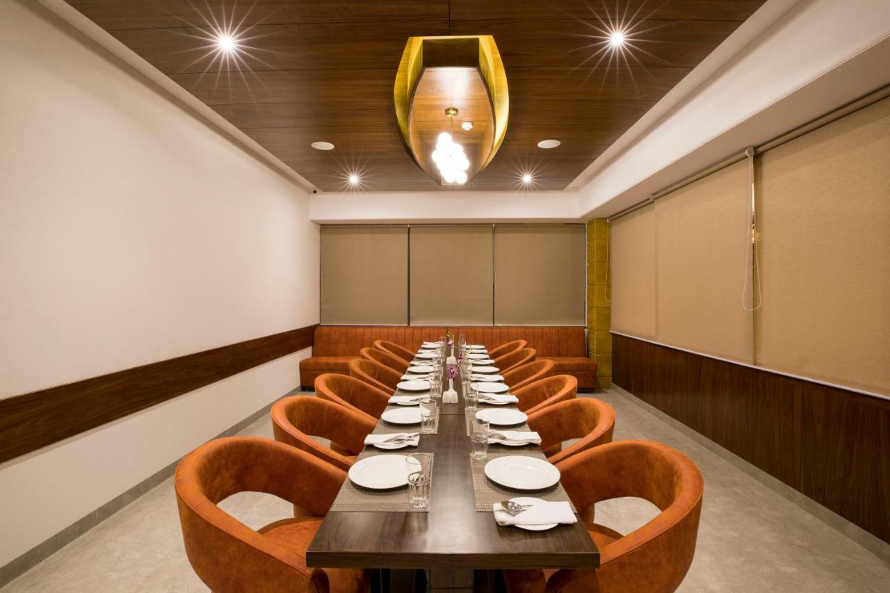 Regenta Central Cassia Zirakpur Chandigarh Exterior photo