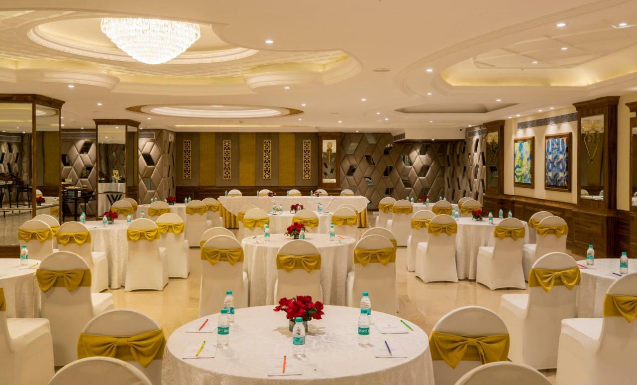 Regenta Central Cassia Zirakpur Chandigarh Exterior photo
