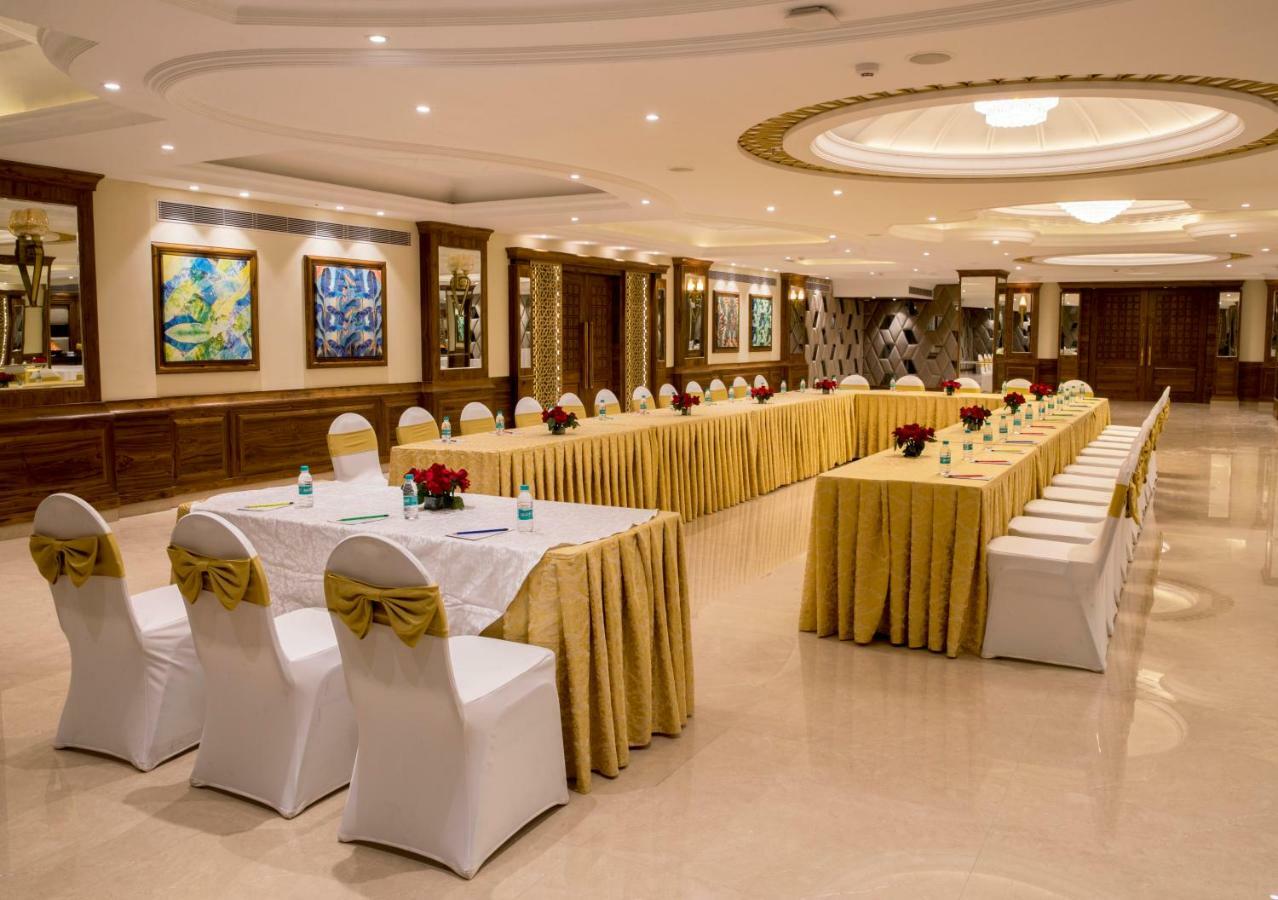 Regenta Central Cassia Zirakpur Chandigarh Exterior photo
