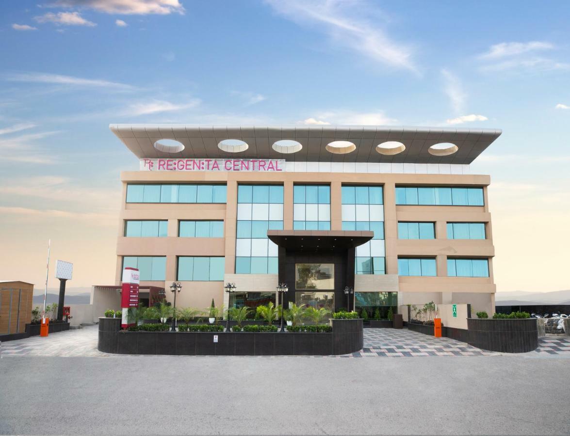 Regenta Central Cassia Zirakpur Chandigarh Exterior photo