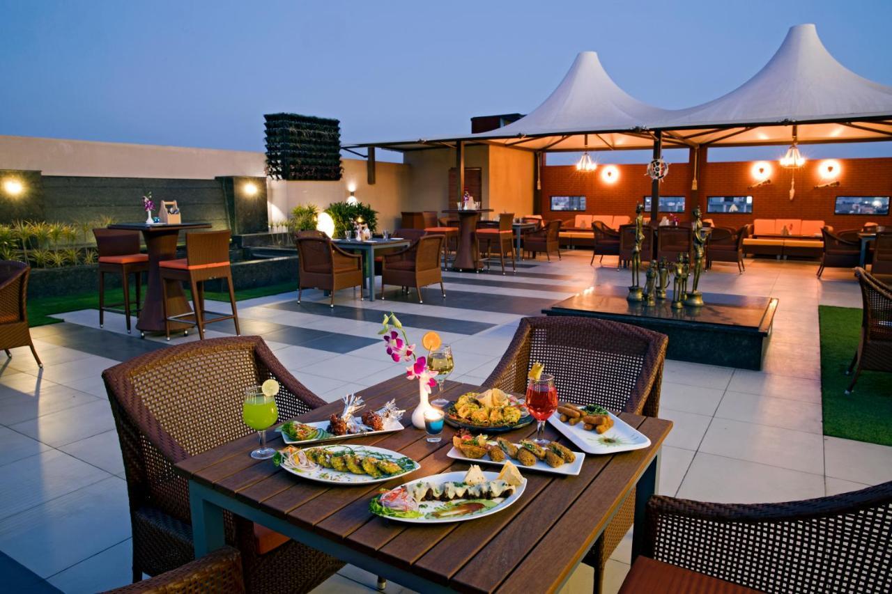 Regenta Central Cassia Zirakpur Chandigarh Exterior photo